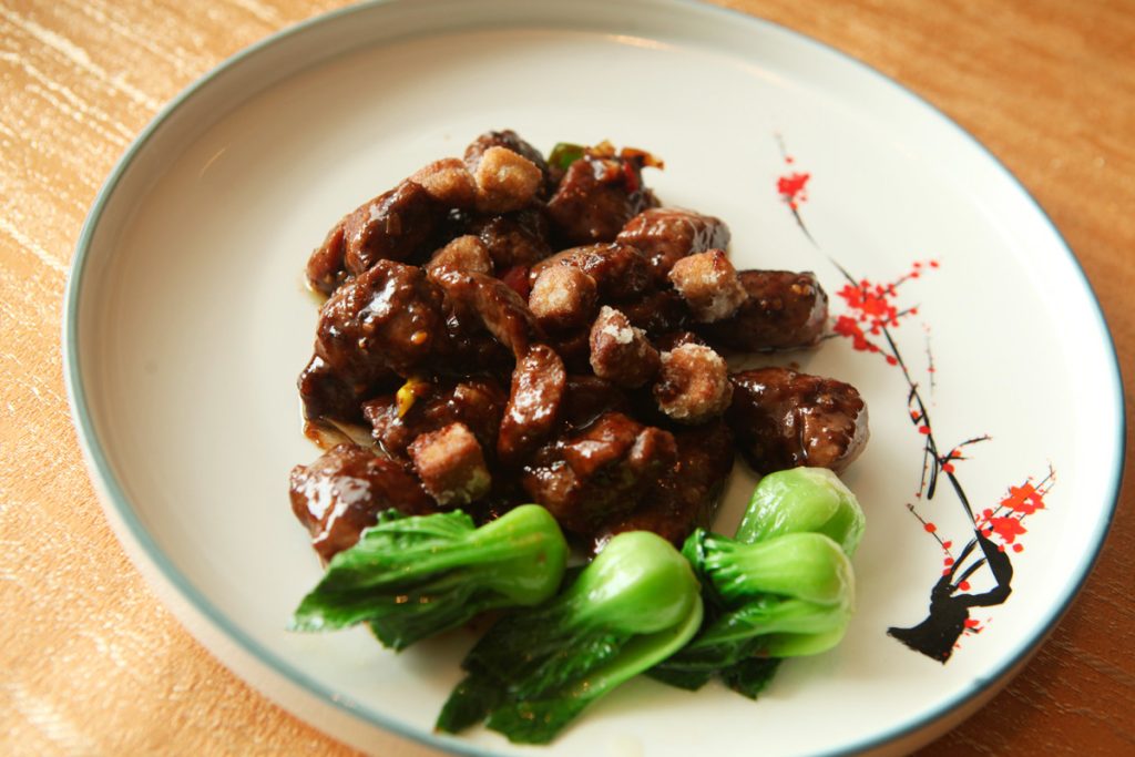 Sautéed US Beef Cubes with Foie Gras